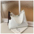 White glossy hobo shoulder bag for women, stylish underarm handbag with chic strap pendant. - Without Pendant / Off White