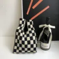Mini schwarz-weiße Karo Strick-Tragetasche, stilvolle lässige Handtasche für den Alltag. - 21x20x12cm / Schwarz