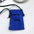 Kleine Strick Handytasche blaue Umhängetasche plissierter Stoff Mini Handytasche Detail - Dunkelblau