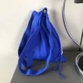 Blauer Strick Plissee Schultertasche, lässige Akkordeon Handtasche, modische Sommertasche. - Amethystblau