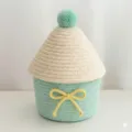 Détail du panier de rangement en corde de coton en forme de cupcake avec un joli nœud. - Couvercle Crème Base Cyan