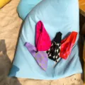 Sac à bandoulière tricoté pour femme en plusieurs coloris, sac à main tissé à motif géométrique. - Style épaule / Violet