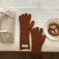 Braune gestreifte Touchscreen Handschuhe Damen Herbst Winter warme dicke Wollfäustlinge - Karamellbraun