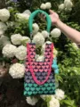 Knitted tote bag with gradient heart pattern, pink chunky chain and stylish green handle. - Green Handle Chain Bag Style / Pink Gray Green