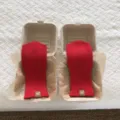Guanti invernali rossi in maglia senza dita termici caldi con elegante etichetta in pelle. - Rosso / 23x9cm