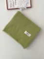 Winter warmer Strickschal Detailansicht, kuscheliger grüner Wollschal für Damen und Herren. - 170x22cm / Matcha-Grün