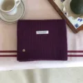 Einfarbiger Wollmischung Strickschal, kuscheliges Herbst- und Winter-Accessoire für Damen. - 156X22CM / Lila