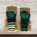 Grüne Strick-Touchscreen-Handschuhe für den Winter, warme Fünffinger-Handschuhe mit Streifen - Buchstabe F / Grün