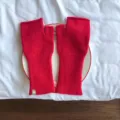 Rote gestrickte fingerlose Handschuhe für Damen und Herren, warme Herbst Winter Pulswärmer chic. - 22x10cm / Rot