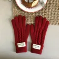 Red cable knit winter gloves for women, warm five-finger knitted gloves with cuff label. - 29x10cm / Red