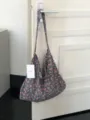 Blumen Canvas Schultertasche mit grossem Fassungsvermoegen fuer Damen Alltag neu - 57x44cm / Hellblau