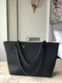 Grand sac cabas tricoté noir, sac à épaule minimaliste élégant avec anses solides. - L / Noir