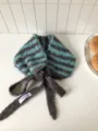 Winterwarme, flauschige gestreifte Ohrenwärmer mit Bändern, stilvolles koreanisches Kälteschutz-Accessoire. - Seeblau