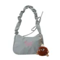 Borsa a tracolla grigia da donna, elegante borsa hobo con ricamo di farfalla e ciondolo peluche. - Verde
