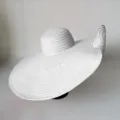Oversized wide brim sun hat for women, foldable straw beach hat in white, summer UV protection. - One Size / White