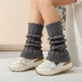 Graue grobe Strick Stulpen für Damen, kuschelige Winter Boot Cuffs und warme Strick Beinwärmer. - Dunkelgrau