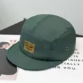 Schnelltrocknende dunkelgrüne 5-Panel Kappe kurze Krempe Baseballcap Damen Herren - Verstellbar / Armeegrün