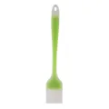 Large integrated silicone pastry brush in green, perfect for baking, barbecues, and cooking. - Green