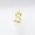 Detailweergave van de gouden letter B hanger, glanzende metalen bedel voor ketting productie. - Letter B / Alleen Hanger (Zonder Ketting) / Goud