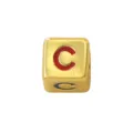 Goldene quadratische Buchstaben Perle mit rotem Emaille Buchstaben C für DIY Schmuck und Armbänder. - Vierfarbiger Buchstabe - C
