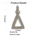 Détail de pendentif lettre grecque Delta en cuivre minimaliste, accessoire de bijoux. - Pendentif Seul (Sans Chaîne) (Delta) / Argent