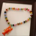 Collier de perles colorées avec pendentif homard mignon, style de station balnéaire femme. - Collier / Orange
