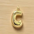 Colgante de letra C inflada dorada, lindo dije de alfabeto regordete para hacer collares. - Letra C / Dorado