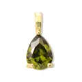 Dettaglio squisito del ciondolo in pietra preziosa verde pera placcato in oro elegante. - Oro Agosto