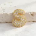 Ciondolo con lettera S placcato oro e zirconi cubici, collana da donna elegante. - Lettera S / Taglia S