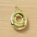 Colgante de letra abullonada dorada para joyería DIY, bonito abalorio de inicial redonda. - Letra O / Dorado