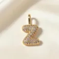 Vergulde letter Z hanger ketting detail, glinsterende kristal geplaveide delicate sieraden. - Letter Z