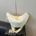 Borsa a tracolla a mezzaluna da donna con stampa di stelle, elegante borsa dumpling casual. - Bianco