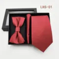 Rode stropdas vlinderdas en pochet geschenkset voor formele zakelijke herenkleding. - LHS-01