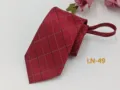 Wine red plaid pattern necktie detail shot, professional business zipper tie 7cm. - LN-49