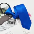 Corbata delgada de raso azul real para hombre corbata con cremallera preanudada elegante accesorio - Azul zafiro