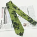 Cravatta floreale in cotone verde retro da uomo, cravatta di moda vintage casual da 8 cm. - MLD-23
