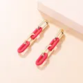 Schicke matte Acryl und Metall Kette Ohrringe für Damen, stilvoller Retro Statement Schmuck. - Rot