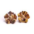 Schicke Schildpatt Blumen Ohrstecker mit goldenem Staubblatt, modischer Acetat Schmuck. - Gelbbraun