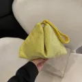 Atemberaubende gelbe Strass Dreieck Achseltasche, glitzernde Schulter Abendtasche chic. - Gelb