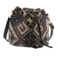 Borsa a secchiello in tessuto etnico con design a contrasto, coulisse nera e tracolla. - Stile Tessuto a Contrasto