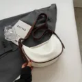Koreanischer Stil Kontrast Farbe Achsel Tasche Retro vielseitige Schultertasche fuer Damen - Gebrochenes Weiß
