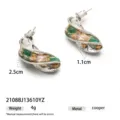 Orecchini zircone foglia oro colorati vista dettagliata con design metallico unico ed elegante. - Orecchini Intrecciati in Zirconia Multicolore