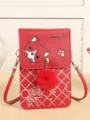 Borsa a tracolla per telefono in PU rosso da donna con stampa volpe e pompon soffice. - Rosso