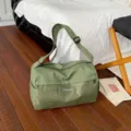 Large capacity green travel duffel bag, lightweight waterproof gym yoga bag for women daily use. - Green