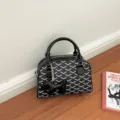 Black and white chevron pattern handbag stylish PU leather shoulder crossbody bag with dog charm - With Pendant / Black