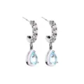 Orecchini pendenti in argento con cristalli scintillanti e pietre azzurre a goccia. - Orecchini a Goccia Blu