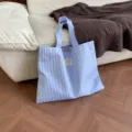 Blau-weiß gestreifte Canvas-Stofftasche, große Freizeittasche für Damen und Studenten. - Blau