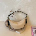 Woven straw hobo shoulder bag casual crescent crossbody bag stylish summer beach purse - Black