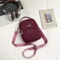 Elegante borsa a tracolla in nylon da donna, piccola borsa impermeabile per telefono. - Rosso