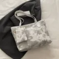 Casual star moon print tote bag with small pouch minimalist commuter shoulder bag stylish - No Pendant / White